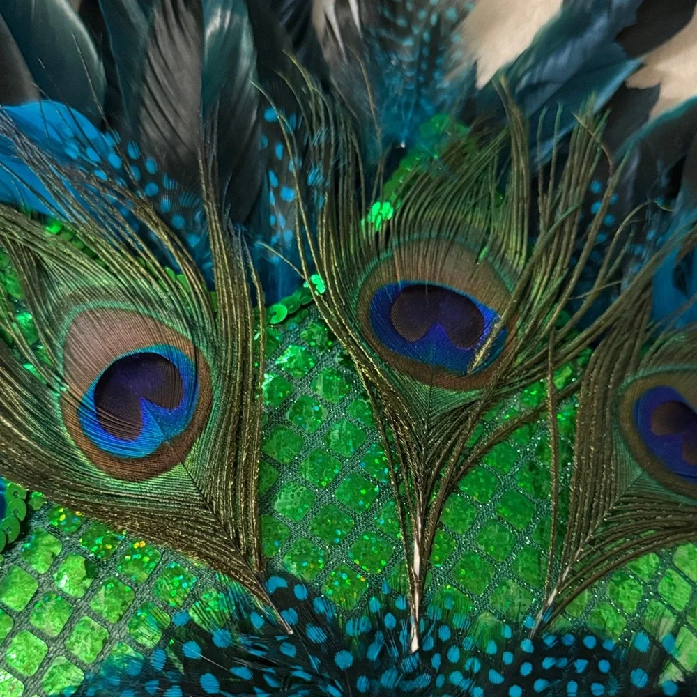 Peacock-Inspired Green Feather Mardi Gras mask